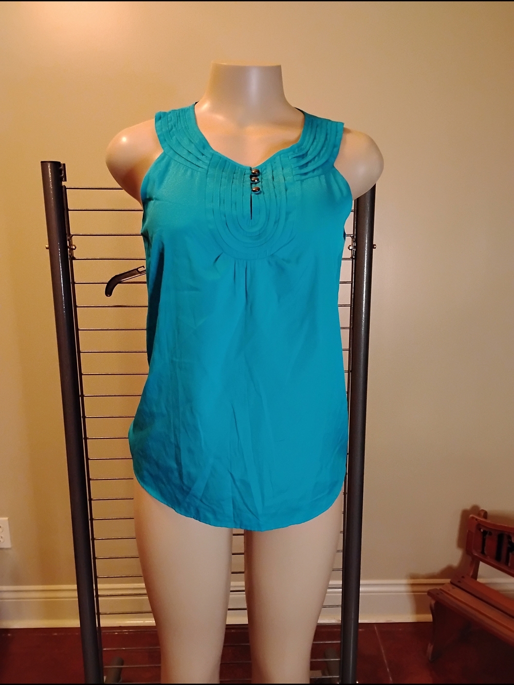 Banana Republic Teal‎ Pleated Yoke Sleeveless Tank